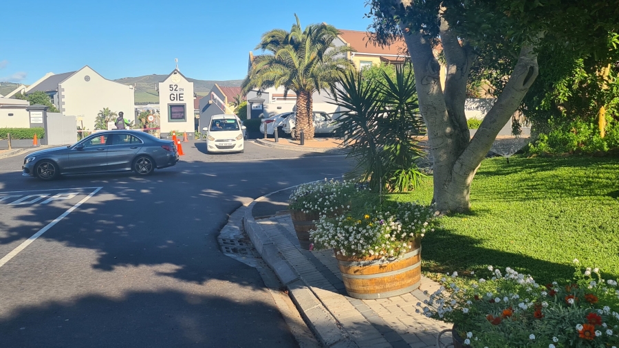 2 Bedroom Property for Sale in Table View Western Cape